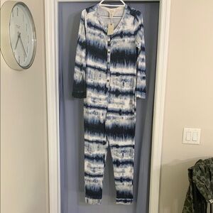 LUCKY BRAND NWT Sz XL - Blue and White Tie-Dye ONESIE